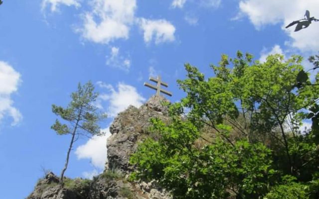 Zrúcanina hradu a kaštiel Liptovský Hrádok 2020-05-18 o 15.16.49